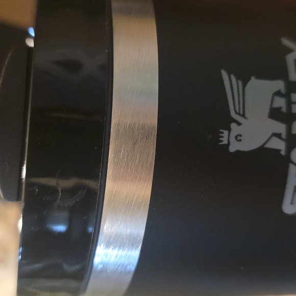 Stanley Black and Silver Quencher H2.0 Tumbler - Picture 3 of 3